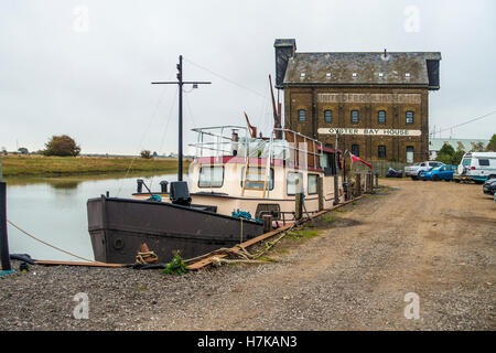 Faversham Creek Automne Marée haute Faversham Kent England Banque D'Images