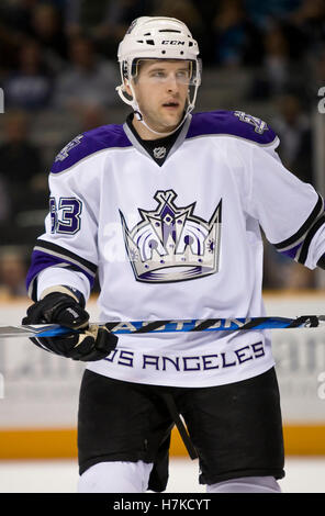 4 janvier 2010 ; San Jose, CA, États-Unis; le centre des Kings de Los Angeles Scott Parse (63) lors de la première période contre les Sharks de San Jose au HP Pavilion. Los Angeles a battu San Jose 6-2. Banque D'Images