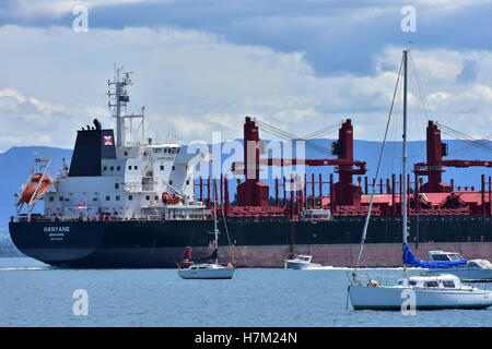 Quitter le port Cargo Banque D'Images