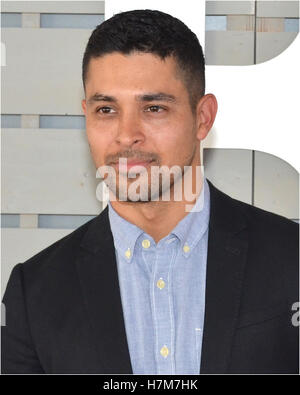 Arcadia, Californie, USA. 05Th Nov, 2016. Wilmer Valderrama assiste à la Breeders' Cup 2016 Championnats du monde à Santa Anita Park le 5 novembre 2016 à Arcadia, Californie. Crédit : l'accès Photo/Alamy Live News Banque D'Images