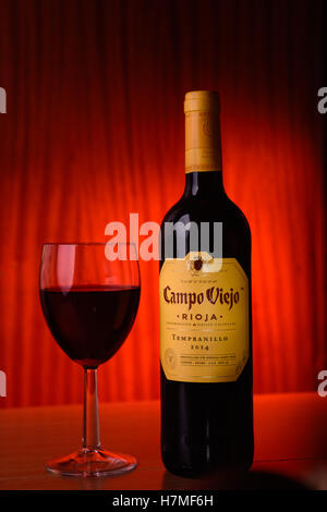 Vin rouge rioja still life Banque D'Images