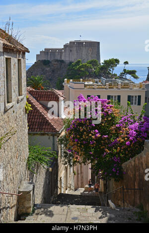 Fort Lawrence se trouve au-dessus de la mer Adriatique près de la vieille ville de Dubrovnik, Croatie. Banque D'Images