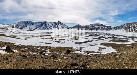 Au cours de l'hiver Alpin Tongariro Crossing, New Zealand Banque D'Images