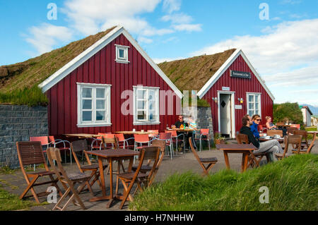 Restaurant et bar , région de Vesturland, Péninsule de Snæfellsnes, Arnarstapi Banque D'Images