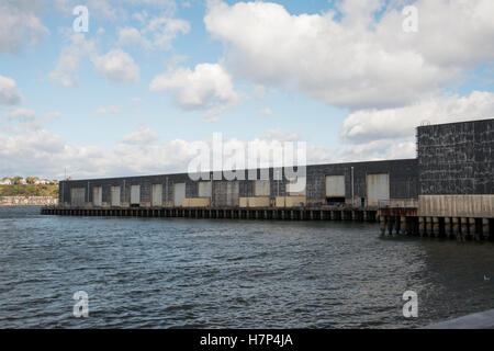 Vieux United States Lines Shipping Line entrepôts et ocean liner terminal sur la rivière Hudson à New York Banque D'Images