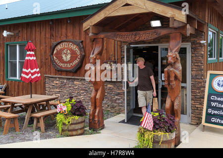 Maryland Local fromagers, FireFly Creamery, Accident, Maryland, USA FireFly Creamery, Accident, Maryland, USA Banque D'Images