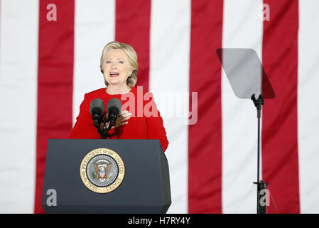 Philadelphie, USA. 07Th Nov, 2016. Candidat à la présidence démocrate Hillary Clinton parle lors d'un rallye GOTV à Philadelphie, Pennsylvanie le 11/7/2016 : Le crédit d'accès Photo/Alamy Live News Banque D'Images
