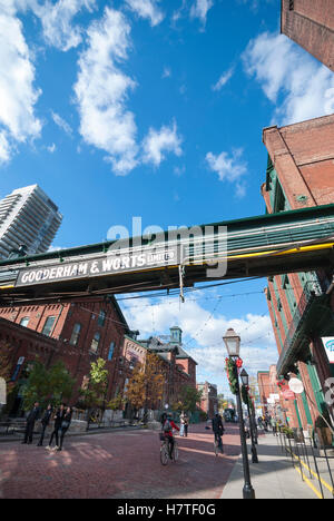 Rues pavées dans la distillerie, une destination touristique et lieu historique national à Toronto Ontario Canada Banque D'Images