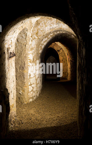 Royaume-uni, Angleterre, West Wycombe, Buckinghamshire, Church Lane, feu d'Enfer, de l'intérieur des grottes, tunnel au Triangle Banque D'Images