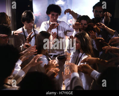 SOKO 5113 : in die falsche Richtung, D 1984, Regie : Kai Borsche, LUCIA MEZGER, SYLVIA SEIDEL, Ausdruck : Sekte, rituel, Zeremonie Banque D'Images