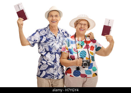 Mature joyeux touristes de nationalités isolé sur fond blanc Banque D'Images