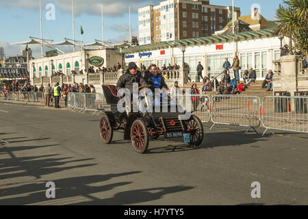 Bonham's London to Brighton Veteran Rallye automobile Banque D'Images