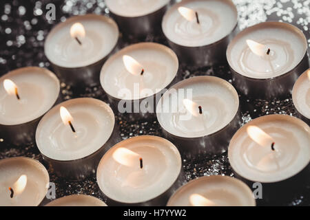 Close-up of candles burning Banque D'Images