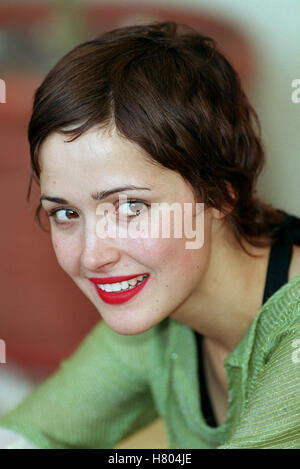 ROSE BYRNE 'GODDESS OF 1967' PHOTOCALL FILM FESTIVAL Venise ITALIE 03 Septembre 2000 Banque D'Images