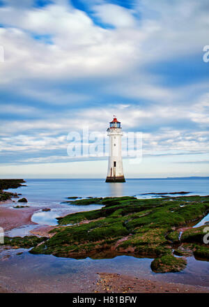 Perchaude Rock Lighthouse, New Brighton, en mode portrait Banque D'Images