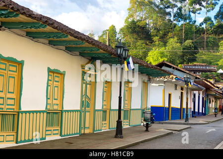 L'architecture coloniale dans la ville historique de Santa Marta, Colombie Banque D'Images