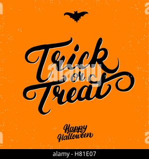 Trick or Treat lettrage écrit à la main. La calligraphie au pinceau moderne. Citation inspirante pour carte d'Halloween, de l'affiche. Illustra vecteur Illustration de Vecteur
