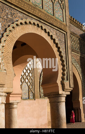 Maroc, Meknès, Bab el-Mansour, achevé en 1732 Banque D'Images