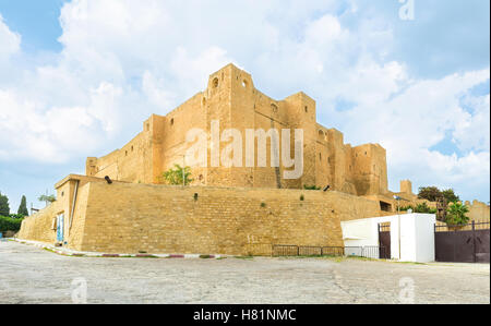 L'immense place forte sur la colline à Sousse aujourd'hui sert de musée archéologique, la Tunisie. Banque D'Images