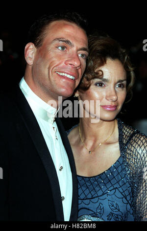 JEAN-CLAUDE VAN DAMME & FEMME 12 Mai 2000 Banque D'Images