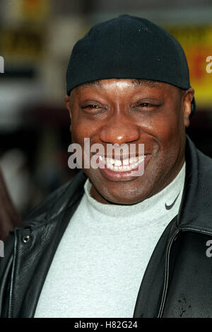 MICHAEL CLARKE DUNCAN 'voir' LA PREMIERE PLACE LA HOLLYWOOD USA 25 Février 2001 Banque D'Images