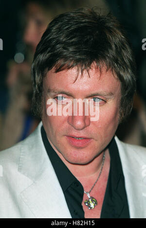 SIMON LE BON VANITY FAIR OSCAR PARTY 2001 MORTENS BEVERLY HILLS LA USA 25 Mars 2001 Banque D'Images