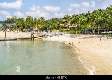 Scenic Palawan Beach sur l'île de Sentosa, Singapour Banque D'Images