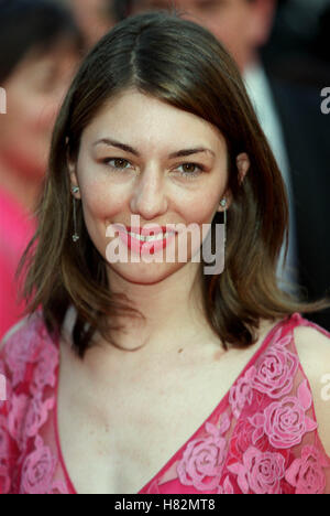 SOFIA COPPOLA FESTIVAL DU FILM DE CANNES CANNES FRANCE EUROPE 11 mai 2001 Banque D'Images