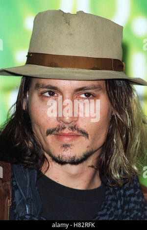 JOHNNY DEPP 'From Hell' PHOTOCALL FESTIVAL DU FILM DE VENISE 2001 Italie 07 septembre 2001 Banque D'Images