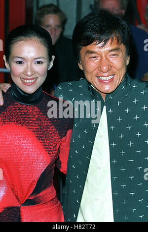 JACKIE CHAN et Zhang Ziyi 'Rush Hour 2' PREMIÈRE MONDIALE WESTWOOD LOS ANGELES USA 26 Juillet 2001 Banque D'Images