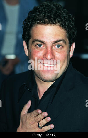 BRETT RATNER 'Rush Hour 2' FILM PREMIERE WESTWOOD LOS ANGELES USA 26 Juillet 2001 Banque D'Images