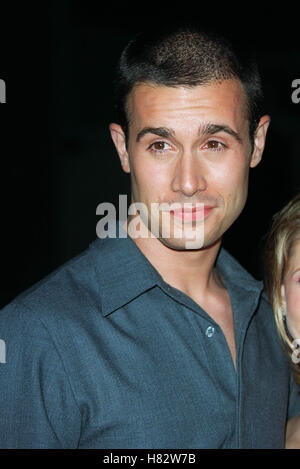 FREDDIE PRINZE JR 'SUMMER CATCH' PREMIERE FILM HOLLYWOOD LOS ANGELES USA 22 Août 2001 Banque D'Images