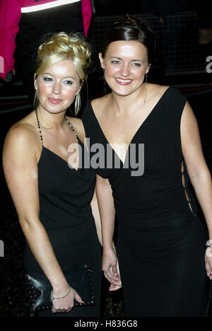 ALEX FLETCHER & DIANE BURKE NATIONAL TV AWARDS au Royal Albert Hall Kensington Londres Angleterre 15 octobre 2002 Banque D'Images