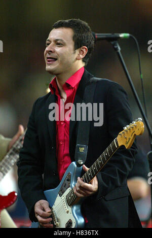 JAMES BRADFIELD PAYS DE GALLES V ITALIE FOOTBALL MATCH MILLENNIUM STADIUM Cardiff au Pays de Galles le 16 octobre 2002 Banque D'Images