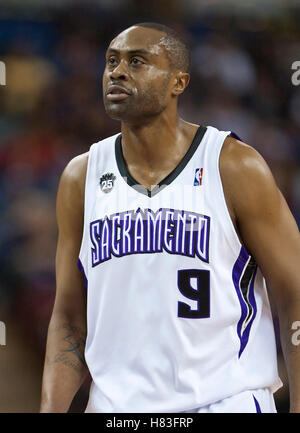 27 novembre 2009 ; Sacramento, CALIFORNIE, États-Unis; L'attaquant des Kings de Sacramento, Kenny Thomas (9 ans), lors du quatrième quart-temps contre les nets du New Jersey à l'ARCO Arena. Sacramento bat le New Jersey 109-96. Banque D'Images