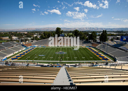 Le 24 septembre, 2011 ; San Jose, CA, USA ; vue générale de Spartan Stadium avant le match entre les San Jose State Spartans et le New Mexico State Aggies. San Jose State défait New Mexico State 34-24. Banque D'Images