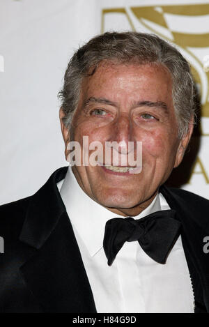 TONY BENNETT 19ème l'ASCAP POP MUSIC AWARDS Beverly Hilton Hotel BEVERLY HILLS LOS ANGELES USA 20 mai 2002 Banque D'Images