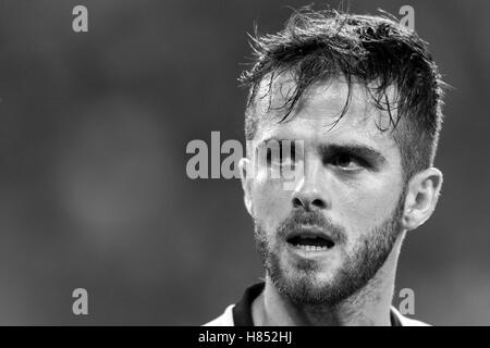 Torino, Italie. 2e Nov, 2016. Code Pjanic (Juventus) Football/Football : Ligue des Champions Groupe H match entre la Juventus FC 1-1 Olympique Lyonnais au Juventus Stadium à Turin, Italie . (Photo Maurizio Borsari/AFLO) Banque D'Images