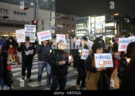 Manifestations contre le président Park Guen-hye à Séoul, Corée du Sud. Les protestataires réclament sa démission Banque D'Images