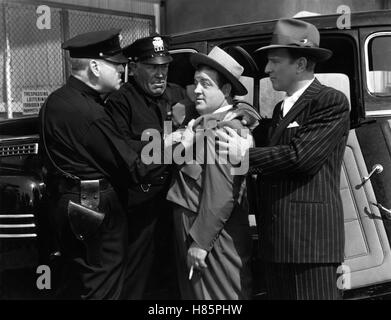 Abbott und Costello à Hollywood, (Abbott et Costello À HOLLYWOOD) USA 1945, Regie : S. Sylvan Simon, LOU COSTELLO, BUD ABBOTT, Ausdruck : Polizist, Verhaftung Banque D'Images