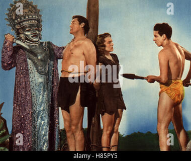 Dans Tarzan Gefahr, (TARZAN ET LES SIRÈNES) USA 1948 s/w, Regie : Robert Florey, Johnny Weissmüller, BRENDA JOYCE, Lendenschurz Lederkleid Ausdruck :,, Marterpfahl, Maske, Bedrohung, Fesseln Banque D'Images