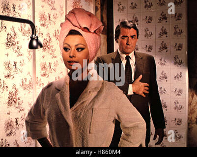 Arabesque Arabesque (1966) USA, Regie : Stanley Donen, SOPHIA LOREN, Gregory Peck, clé : Dusche, Turban Banque D'Images