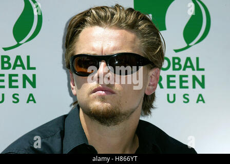 LEONARDO DICAPRIO VERTE MONDIALE CONFÉRENCE DE PRESSE, LE STANDARD HOTEL DOWNTOWN LOS ANGELES USA 12 Août 2002 Banque D'Images