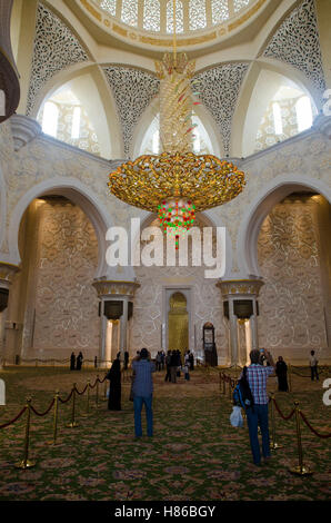 La Grande Mosquée Sheikh Zayed Abu Dhabi Emirats Arabes Unis Banque D'Images