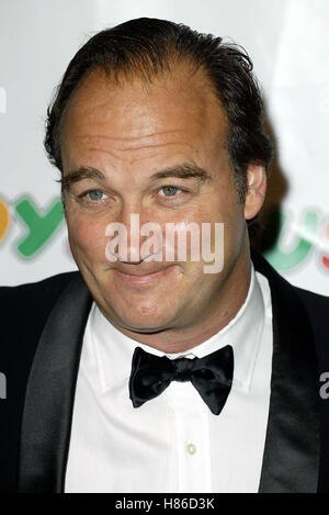 JAMES BELUSHI 15E CAROUSEL OF HOPE BALL Beverly Hilton Hotel BEVERLY HILLS LA USA 15 Octobre 2002 Banque D'Images