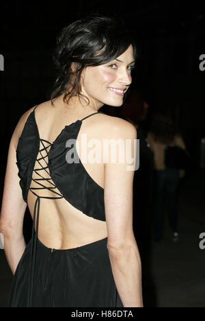 FAMKE JANSSEN I SPY WORLD PREMIERE CINERAMA DOME HOLLYWOOD LOS ANGELES USA 23 Octobre 2002 Banque D'Images