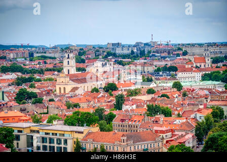 Vue sur Vilnius en été, capitale de la Lituanie, de la photo HDR Banque D'Images