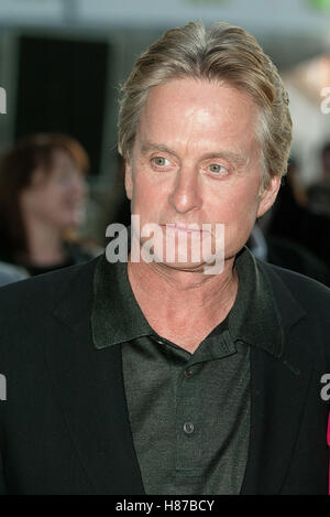 MICHAEL DOUGLAS DANS LE FILM CINERAMA DOME LOIS PREMIERE HOLLYWOOD USA 19 mai 2003 Banque D'Images