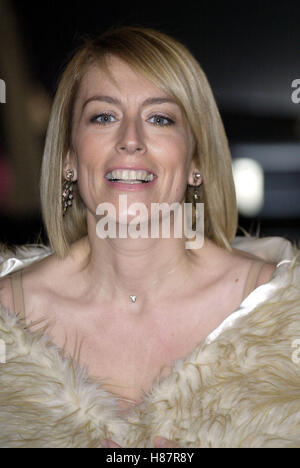 FAY RIPLEY BRITISH COMEDY AWARDS 2003 TELEVISION CENTRE LONDON UK 10 décembre 2003 Banque D'Images