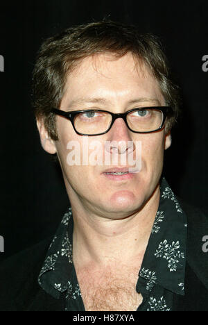 JAMES SPADER Les documents du Pentagone PREMIERE PACIFIC DESIGN CENTER LOS ANGELES LA USA 04 Mars 2003 Banque D'Images